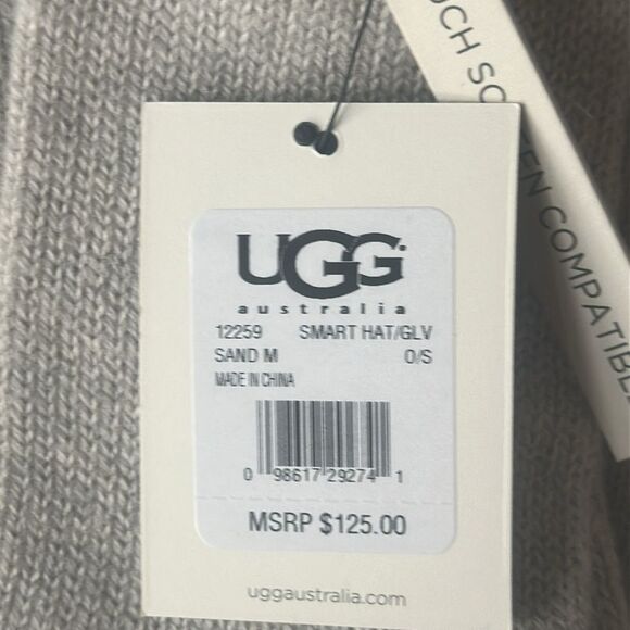 UGG Scarf and Gloves Set in Sand! - Picture 8 of 12